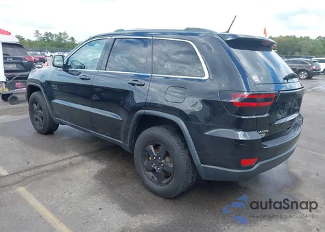 2013 Jeep Grand Cherokee Laredo z USA, uszkodzony, nr VIN 1C4RJEAG3DC653343
